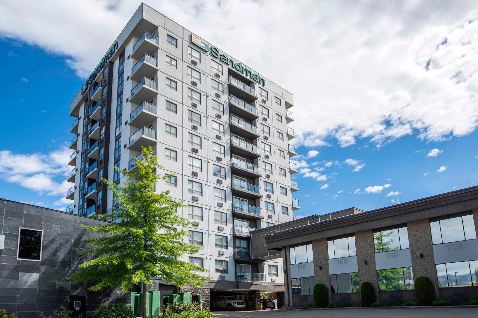 Sandman Hotel & Suites Kelowna Exterior foto